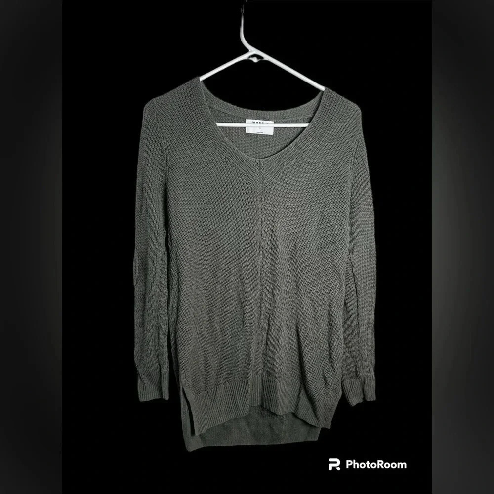 Old Navy Basic Army Green Sweater Size medium